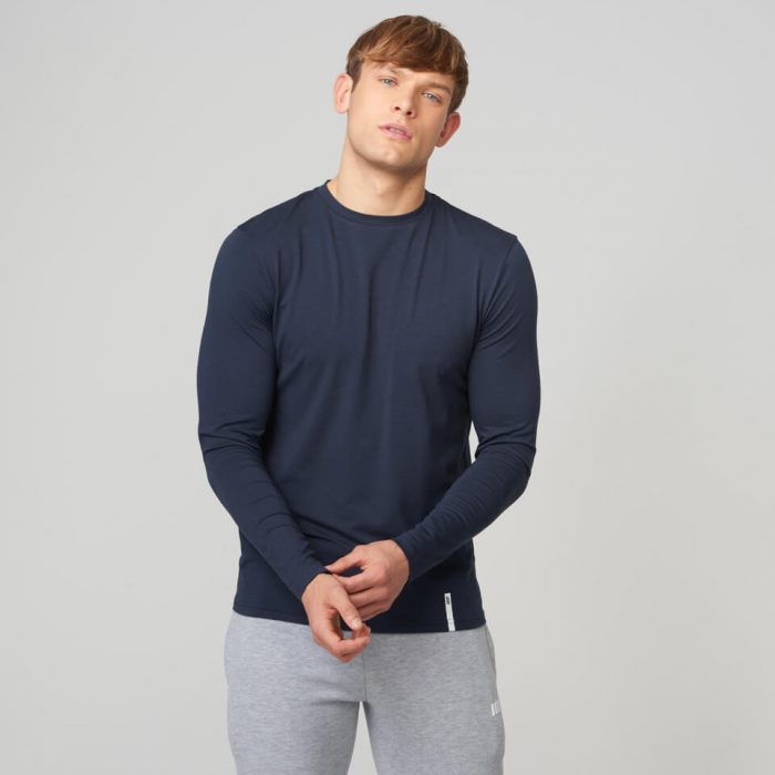 Myprotein Luxe Classic Long-Sleeve Crew T-Shirt - Navy - M